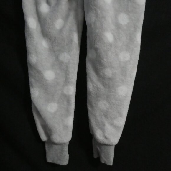 GEORGE | small (7-8) | Fuzzy Fleece Grey Pajama Bottoms W/ White Dots - Picture 14 of 16